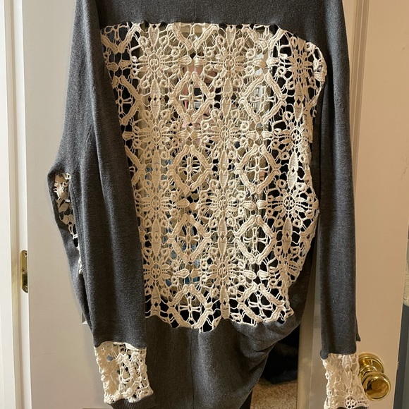 Lizard Thicket Cardigan - Picture 2 of 2
